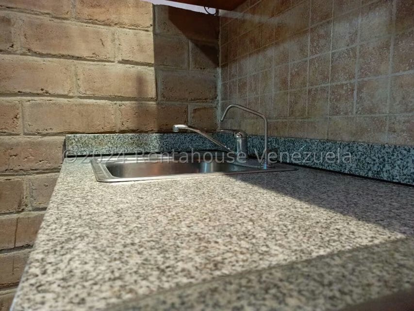 Comercial (Local Comercial) en Alquiler en El Limon, Aragua - 24
