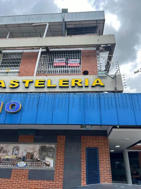 Comercial (Consultorio Medico) en Alquiler en El Marques, Distrito Metropolitano - 28
