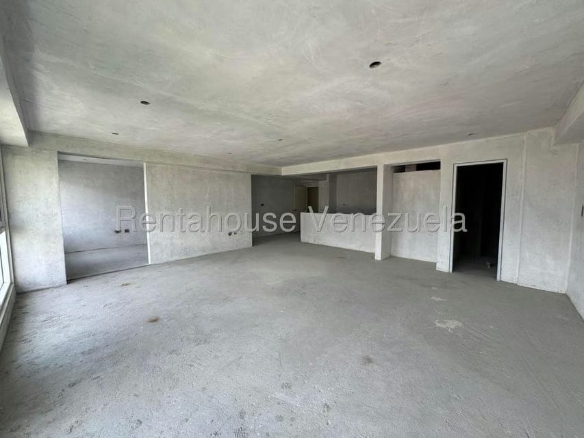 Apartamento (1 Nivel) en Venta en Las Mercedes, Distrito Metropolitano - 2