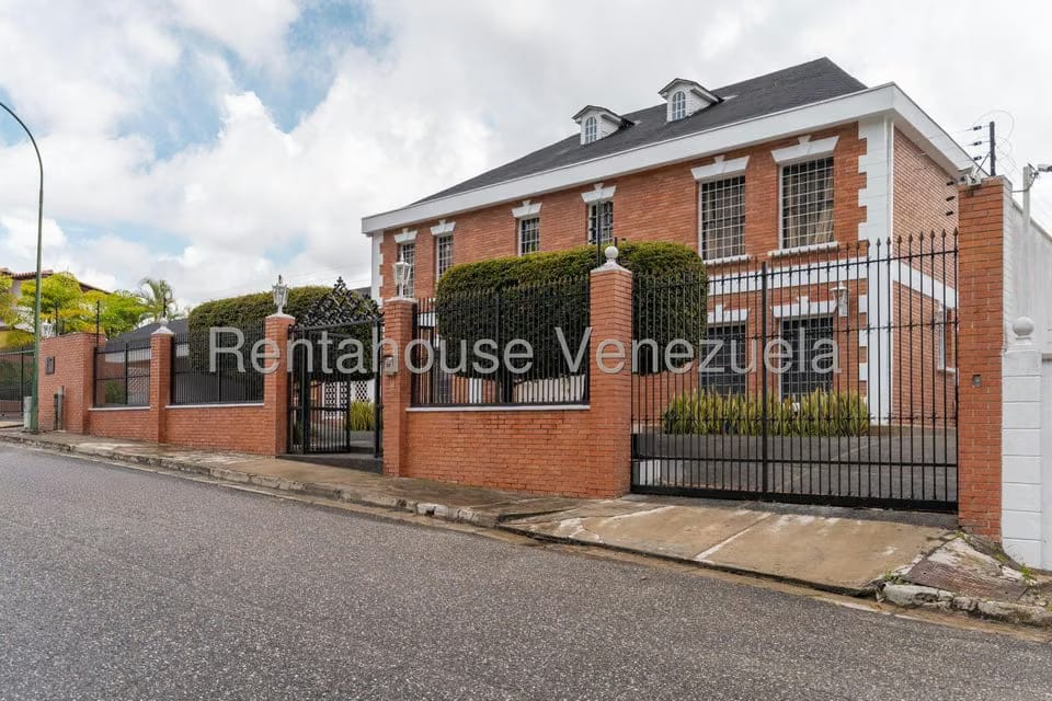 Casa (Multipes Niveles) en Venta en Los Naranjos del Cafetal, Distrito Metropolitano - 6