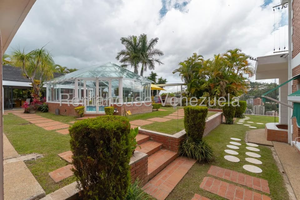 Casa (Multipes Niveles) en Venta en Los Naranjos del Cafetal, Distrito Metropolitano - 60