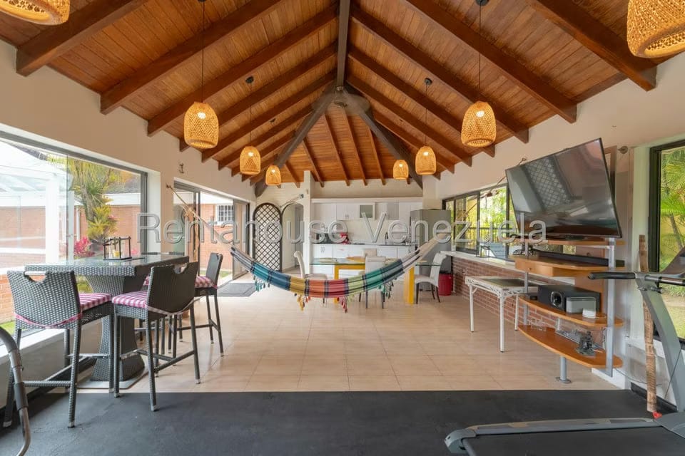 Casa (Multipes Niveles) en Venta en Los Naranjos del Cafetal, Distrito Metropolitano - 69