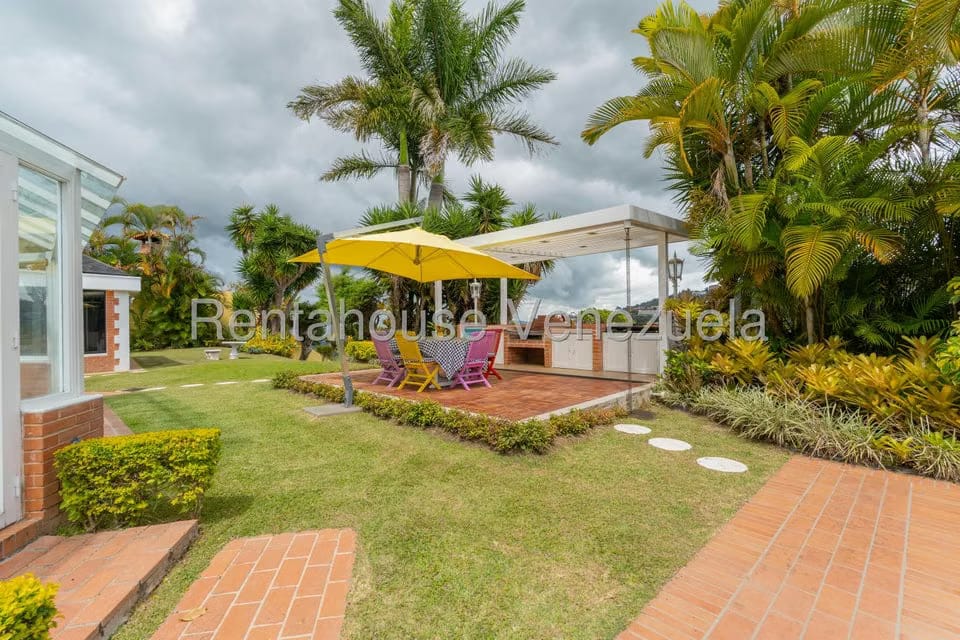 Casa (Multipes Niveles) en Venta en Los Naranjos del Cafetal, Distrito Metropolitano - 72