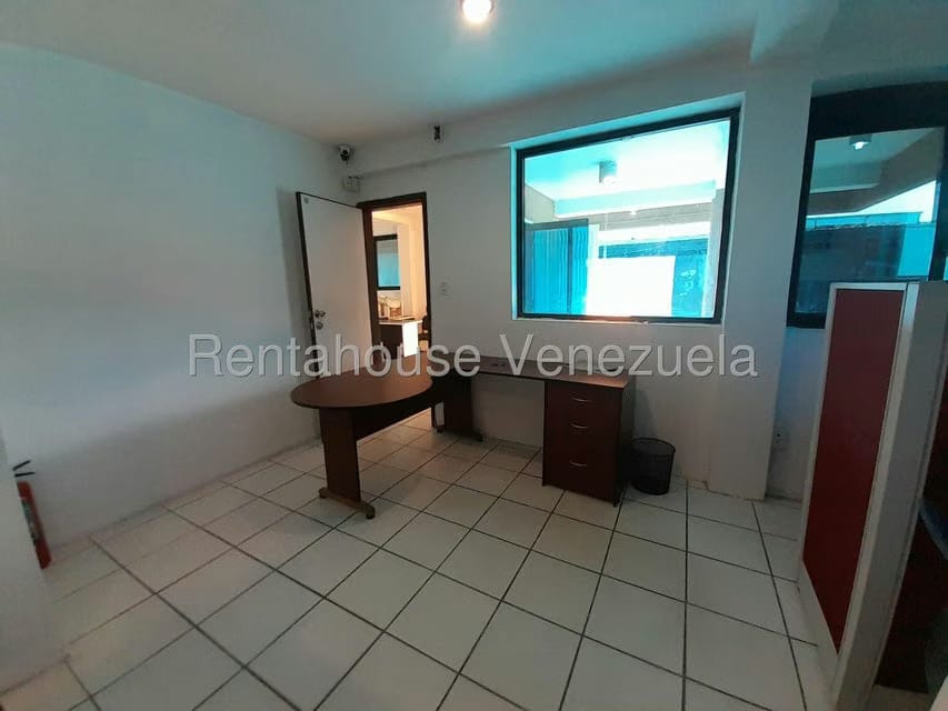 Comercial (Local Comercial) en Venta en Avenida Juan Bautista Arismendi, Nueva Esparta - 24