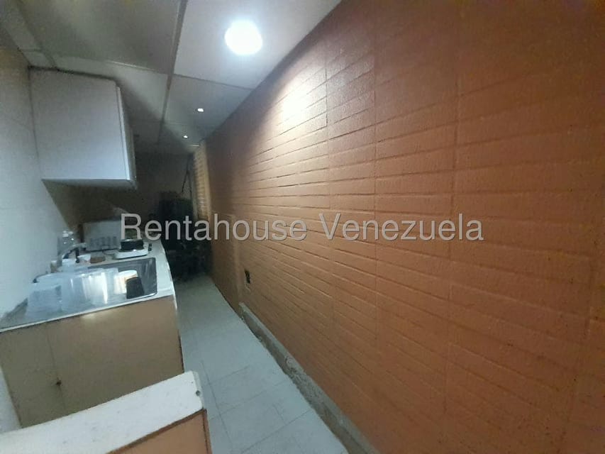 Comercial (Local Comercial) en Venta en Avenida Juan Bautista Arismendi, Nueva Esparta - 28