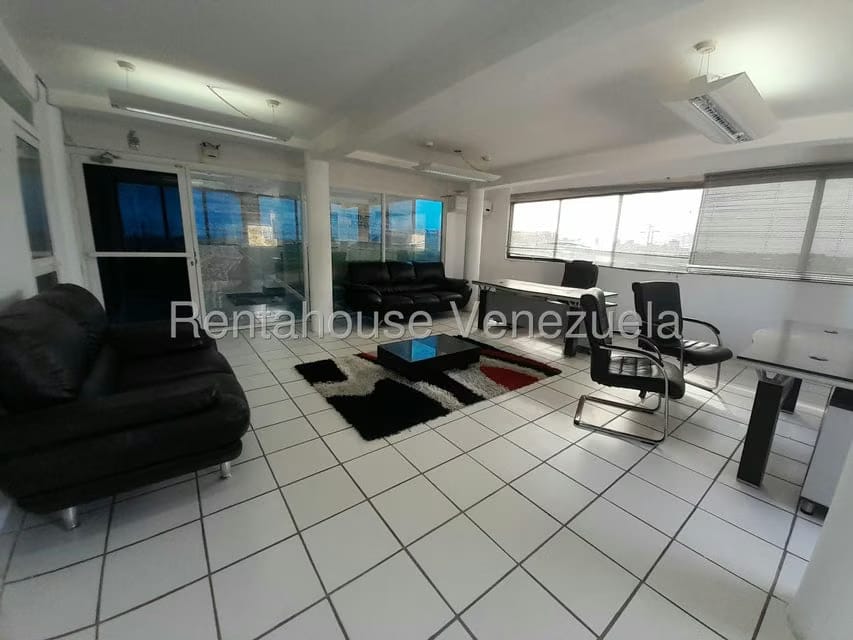 Comercial (Local Comercial) en Venta en Avenida Juan Bautista Arismendi, Nueva Esparta - 4