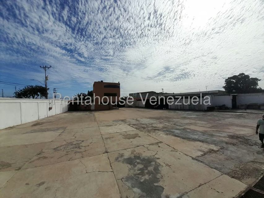 Comercial (Local Comercial) en Venta en Avenida Juan Bautista Arismendi, Nueva Esparta - 31