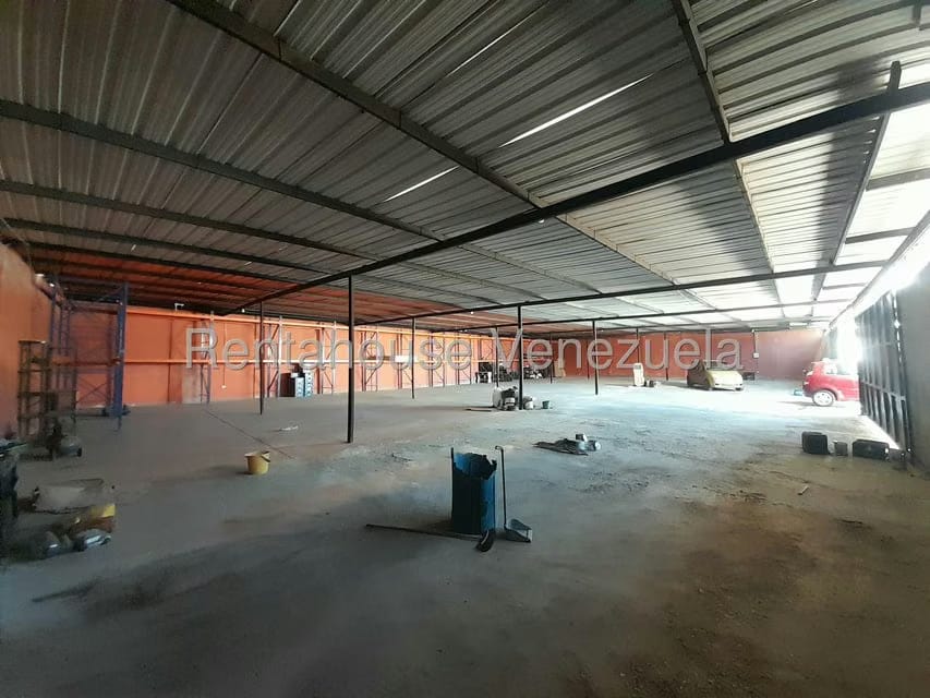 Comercial (Local Comercial) en Venta en Avenida Juan Bautista Arismendi, Nueva Esparta - 36