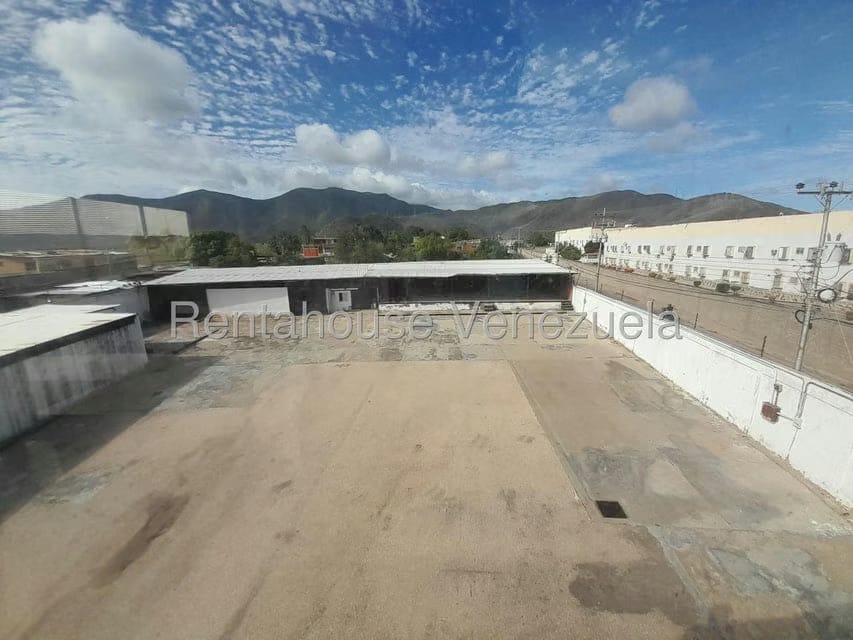 Comercial (Local Comercial) en Venta en Avenida Juan Bautista Arismendi, Nueva Esparta - 40