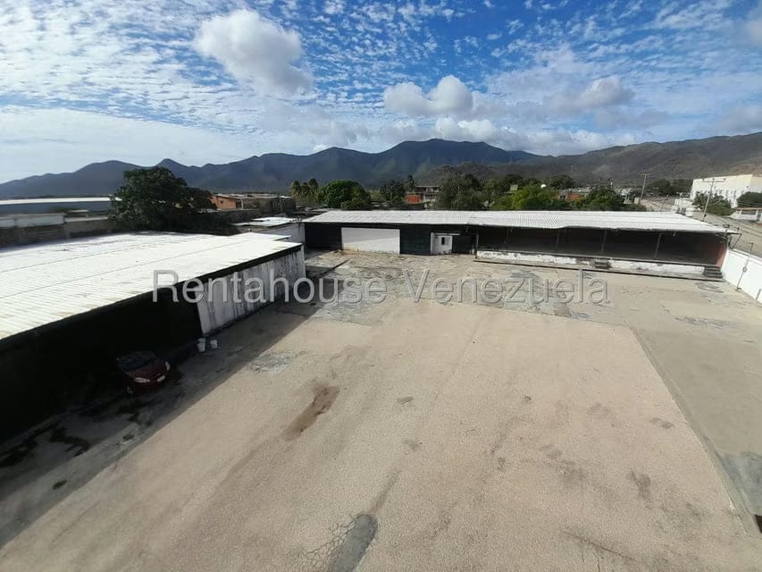 Comercial (Local Comercial) en Venta en Avenida Juan Bautista Arismendi, Nueva Esparta - 41