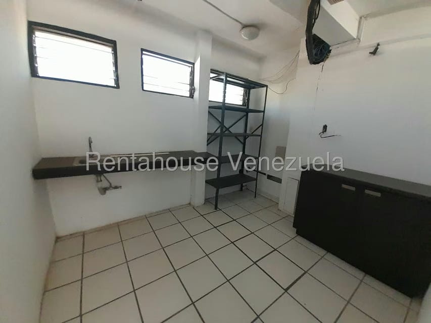 Comercial (Local Comercial) en Venta en Avenida Juan Bautista Arismendi, Nueva Esparta - 10