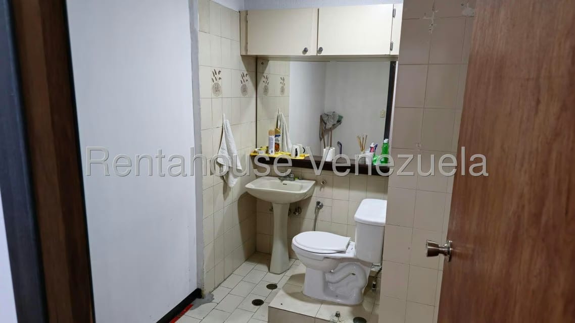 Comercial (Oficina) en Alquiler en Chacao, Distrito Metropolitano - 13