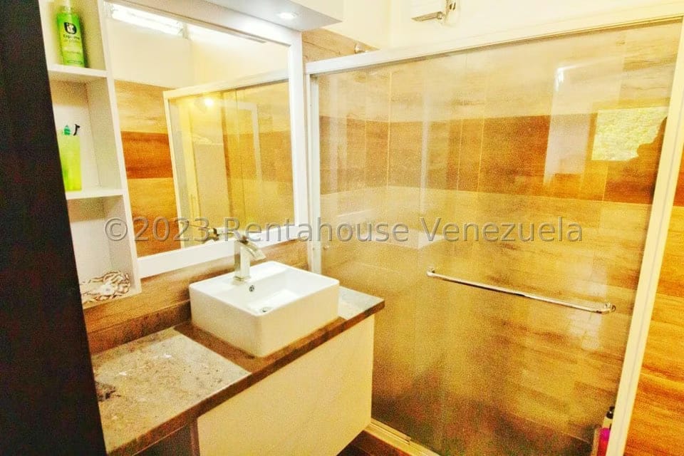 Casa (Duplex) en Venta en El Placer, Distrito Metropolitano - 12