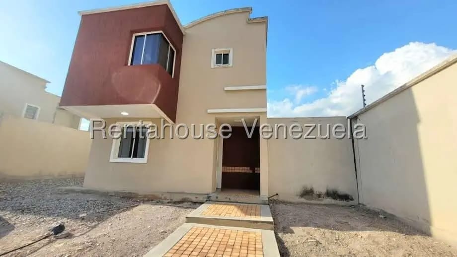 Casa (1 Nivel) en Alquiler en Ciudad Roca, Lara
