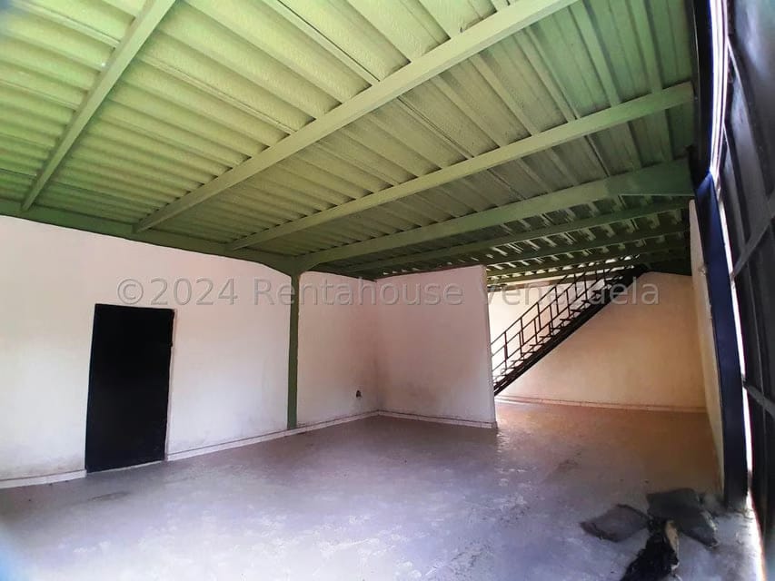 Comercial (Galpon - Deposito) en Venta en Zona Industrial, Aragua - 11