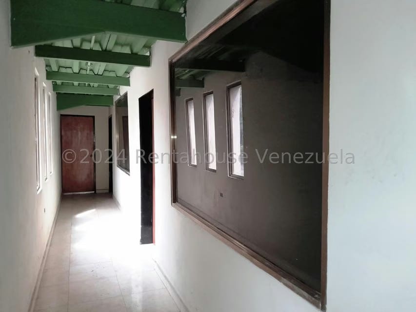 Comercial (Galpon - Deposito) en Venta en Zona Industrial, Aragua - 21