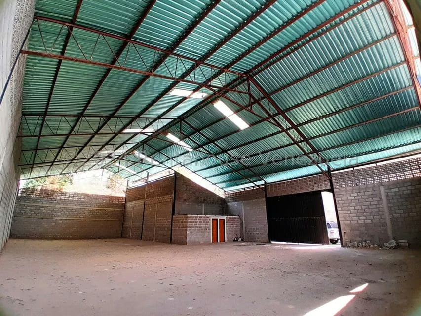 Comercial (Galpon - Deposito) en Venta en Zona Industrial, Aragua - 5