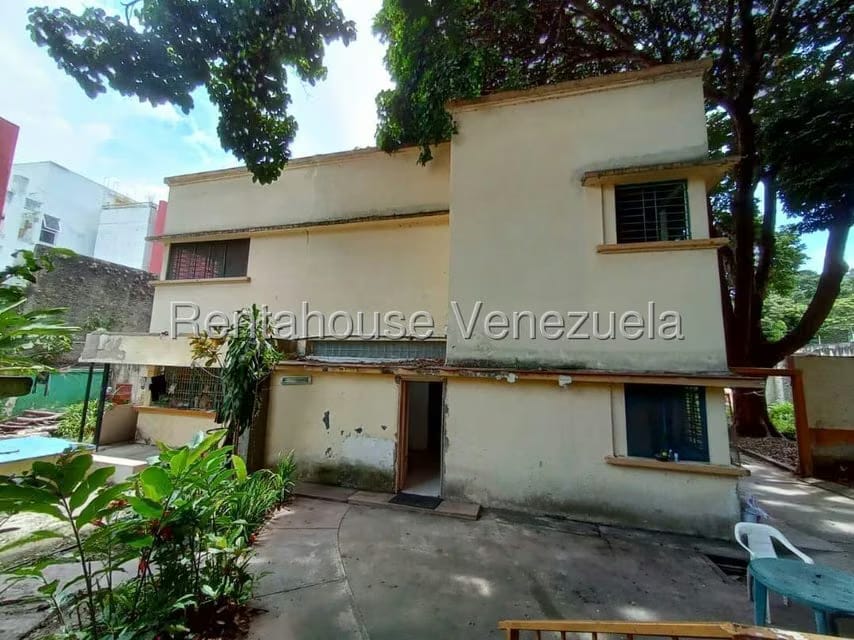 Casa (1 Nivel) en Venta en La Florida, Distrito Metropolitano - 2