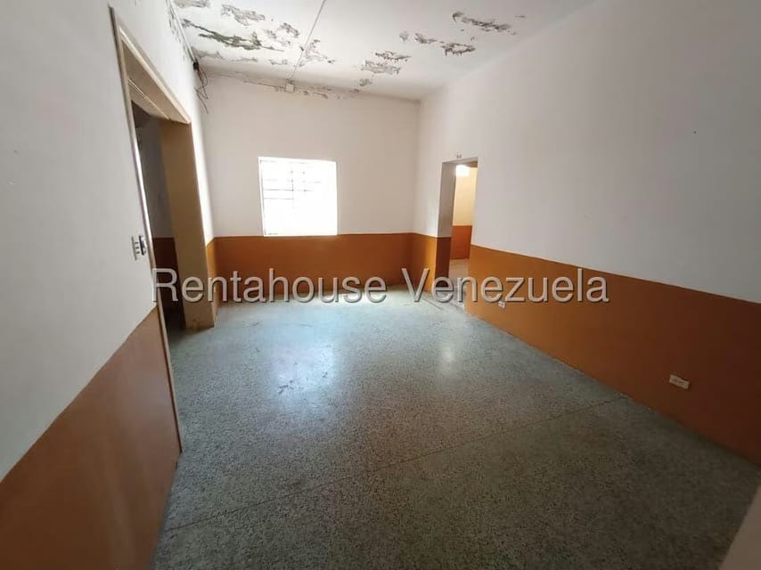 Casa (1 Nivel) en Venta en La Florida, Distrito Metropolitano - 14