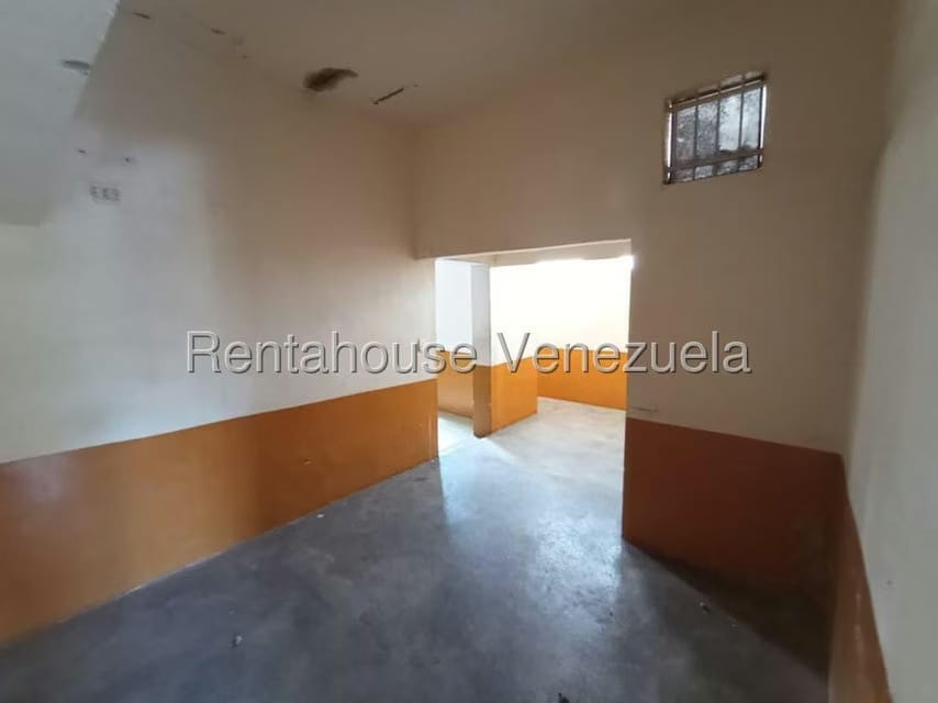 Casa (1 Nivel) en Venta en La Florida, Distrito Metropolitano - 15