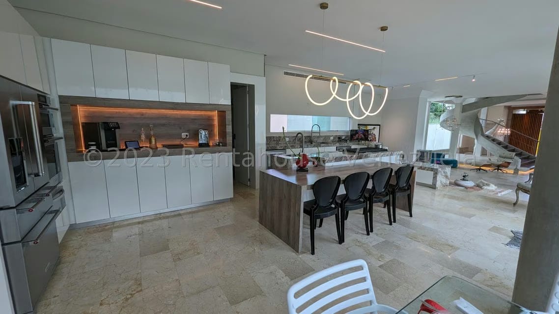 Casa (Duplex) en Venta en Loma Linda, Distrito Metropolitano - 17
