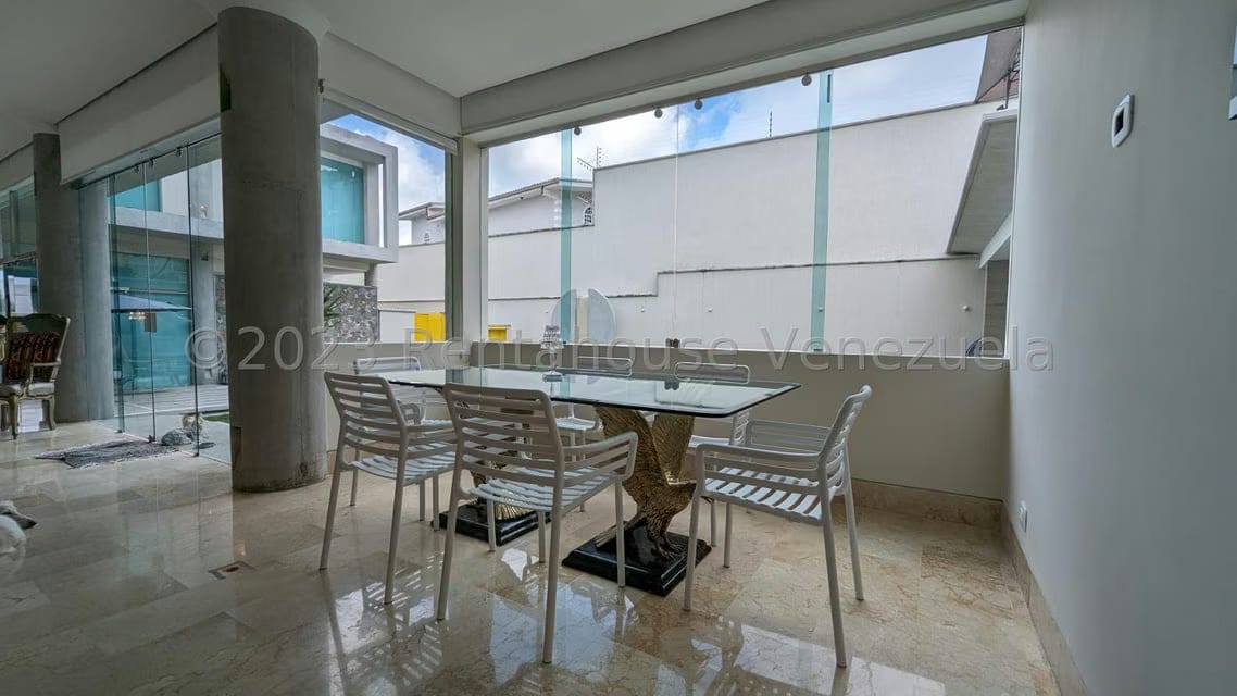 Casa (Duplex) en Venta en Loma Linda, Distrito Metropolitano - 19