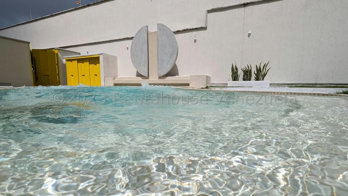 Casa (Duplex) en Venta en Loma Linda, Distrito Metropolitano - 26