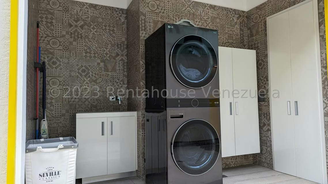Casa (Duplex) en Venta en Loma Linda, Distrito Metropolitano - 36