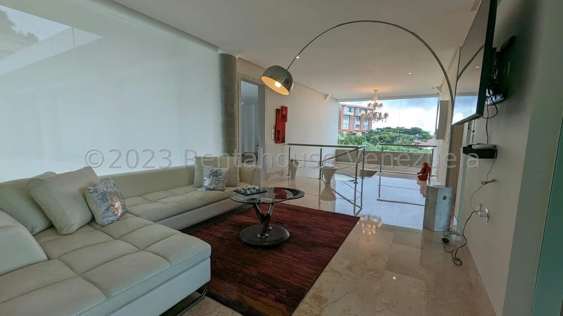 Casa (Duplex) en Venta en Loma Linda, Distrito Metropolitano - 40