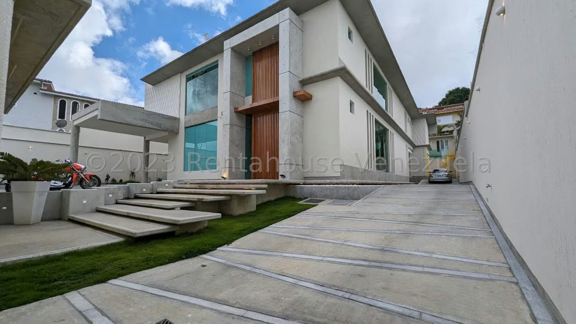 Casa (Duplex) en Venta en Loma Linda, Distrito Metropolitano - 5