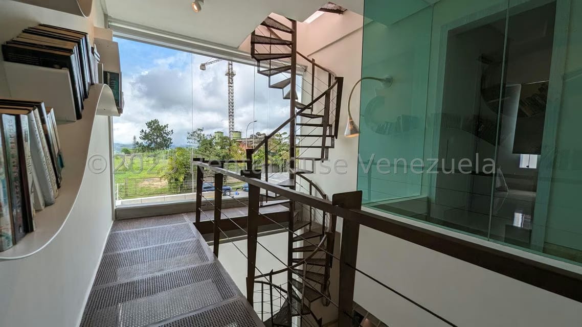 Casa (Duplex) en Venta en Loma Linda, Distrito Metropolitano - 44