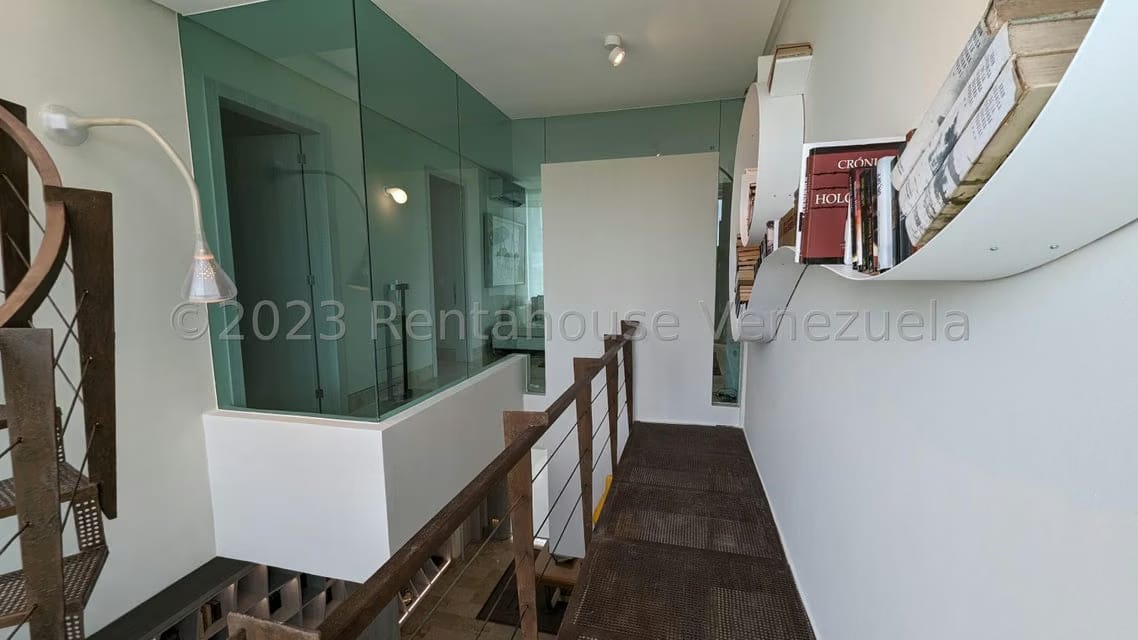 Casa (Duplex) en Venta en Loma Linda, Distrito Metropolitano - 45