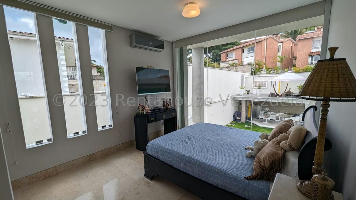 Casa (Duplex) en Venta en Loma Linda, Distrito Metropolitano - 52