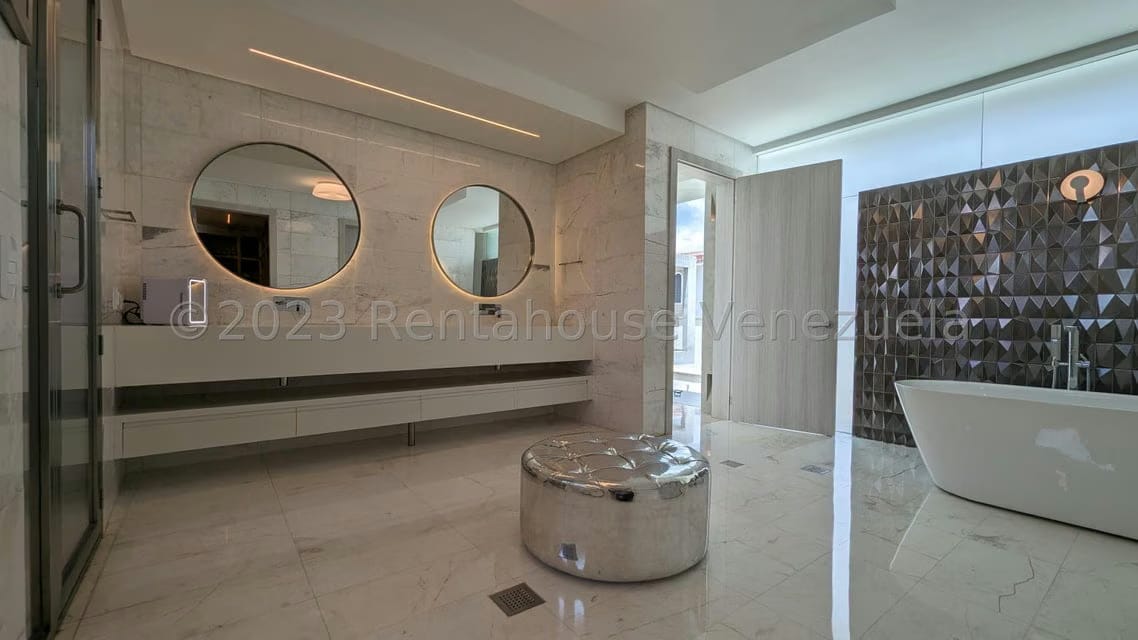 Casa (Duplex) en Venta en Loma Linda, Distrito Metropolitano - 61