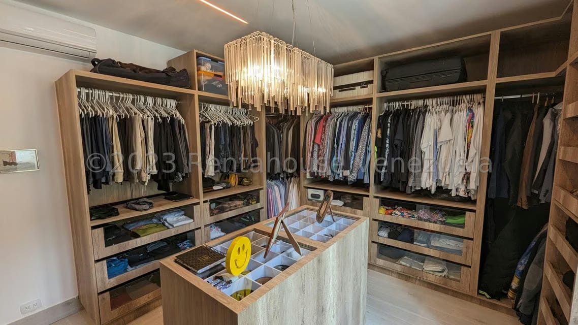 Casa (Duplex) en Venta en Loma Linda, Distrito Metropolitano - 67