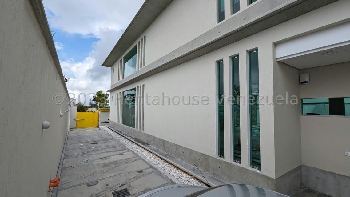 Casa (Duplex) en Venta en Loma Linda, Distrito Metropolitano - 72