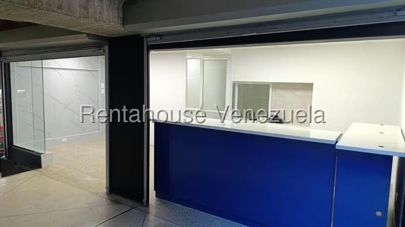 Comercial (Local Comercial) en Venta en Caricuao, Distrito Metropolitano - 22