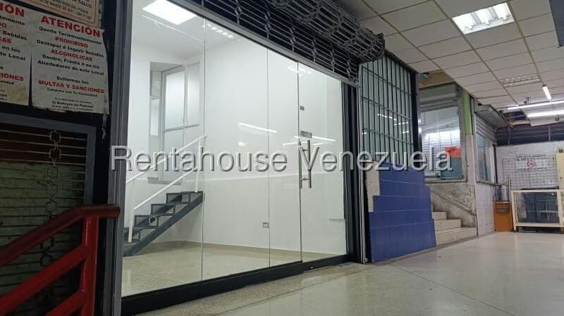 Comercial (Local Comercial) en Venta en Caricuao, Distrito Metropolitano - 6