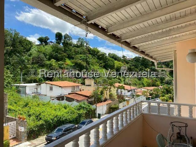 Casa (Multipes Niveles) en Venta en Santa Sofia, Distrito Metropolitano - 11
