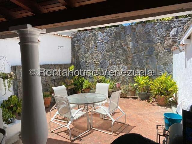 Casa (Multipes Niveles) en Venta en Santa Sofia, Distrito Metropolitano - 27