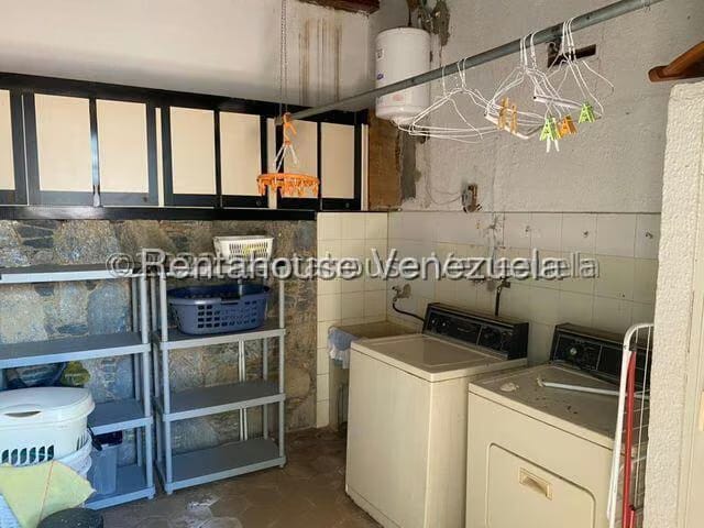 Casa (Multipes Niveles) en Venta en Santa Sofia, Distrito Metropolitano - 4