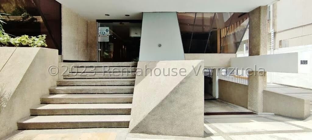 EDIFICIO EN VENTA – ELENA MARIN NOBREGA - 2