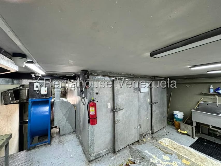 Comercial (Local Comercial) en Venta en La Florida, Distrito Metropolitano - 13