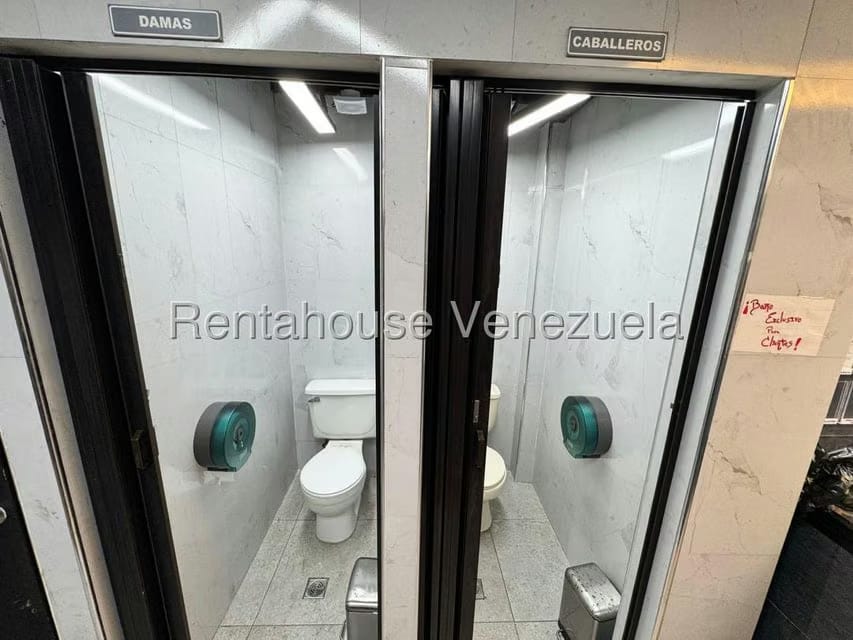 Comercial (Local Comercial) en Venta en La Florida, Distrito Metropolitano - 10