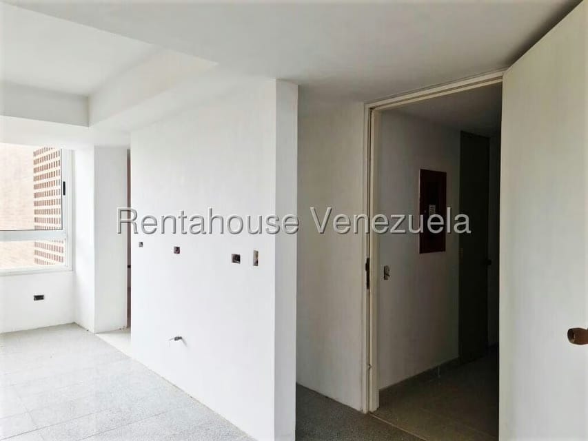 Apartamento (1 Nivel) en Venta en Colinas de Valle Arriba / Mirador de Los Campitos, Distrito Metropolitano - 6
