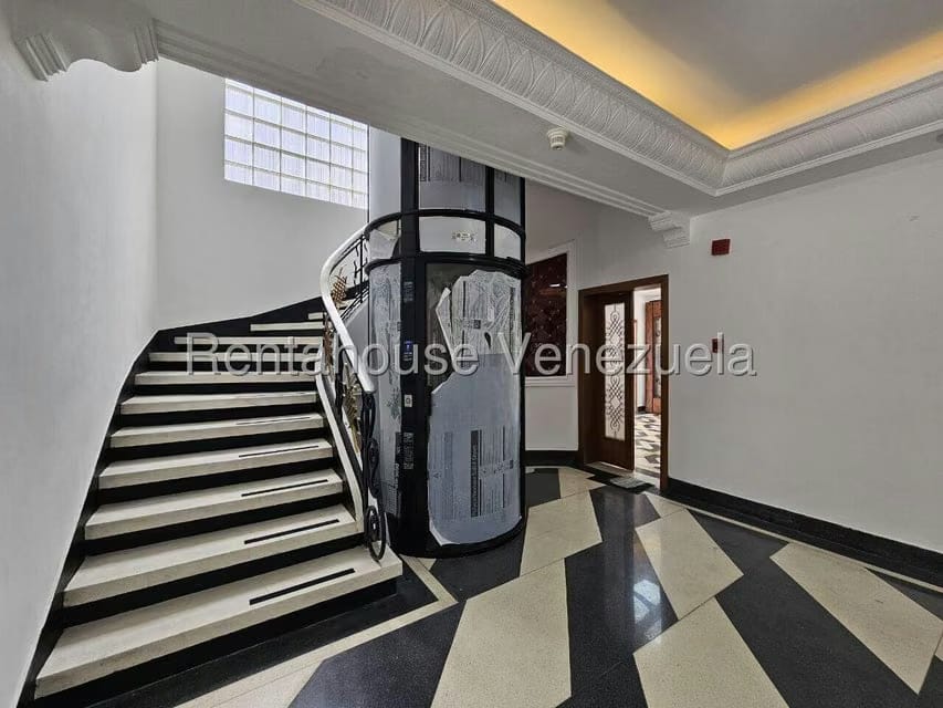 Comercial (Local Comercial) en Venta en San Bernardino, Distrito Metropolitano - 11