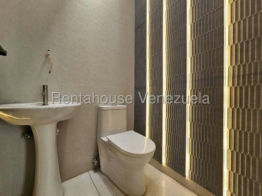 Comercial (Local Comercial) en Venta en San Bernardino, Distrito Metropolitano - 27