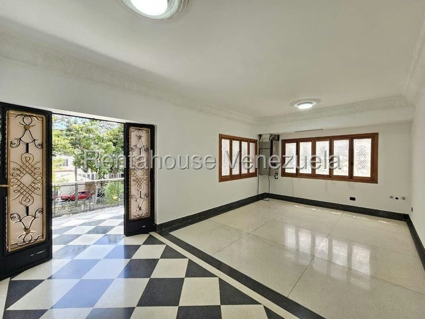 Comercial (Local Comercial) en Venta en San Bernardino, Distrito Metropolitano - 32