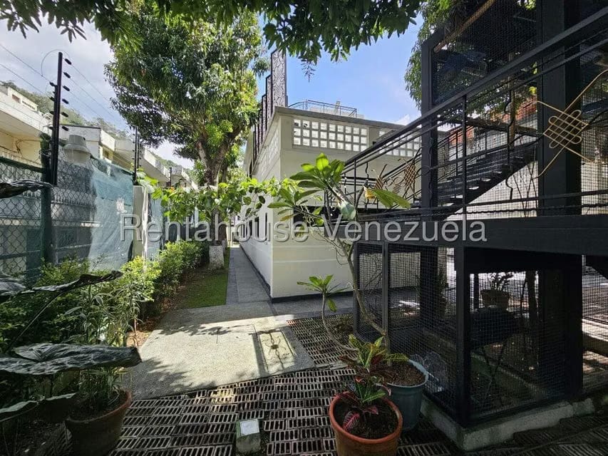 Comercial (Local Comercial) en Venta en San Bernardino, Distrito Metropolitano - 48