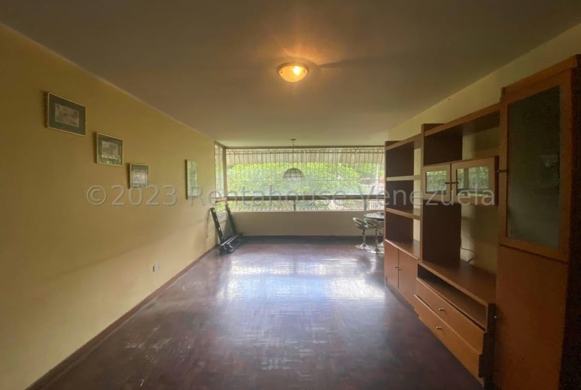 APARTAMENTO EN VENTA-CECILIA GUTIERREZ - 2